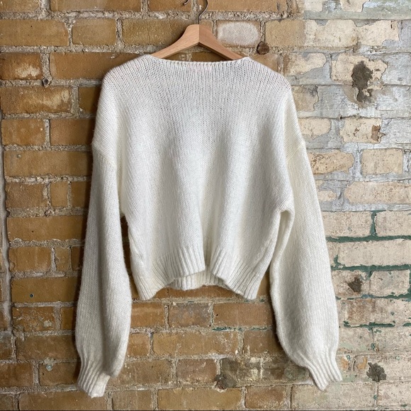 Urban Outfitters Cropped V-Neck Knit Sweater - Picture 5 of 5